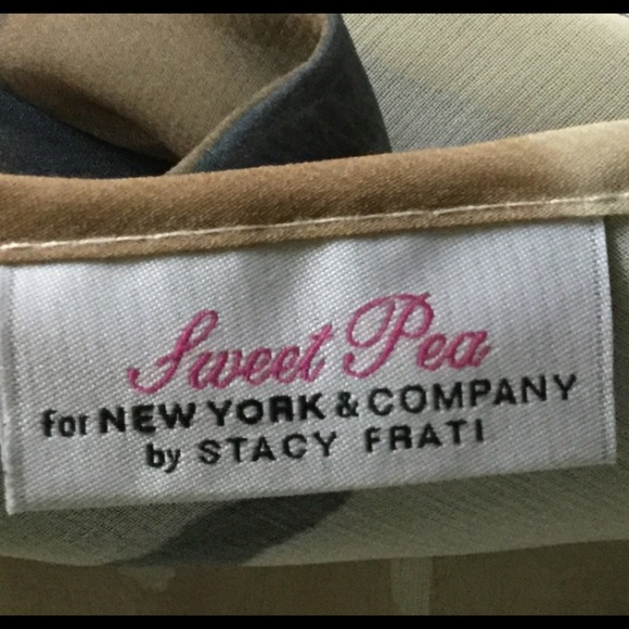 NY&C Bow Tie Blouse NWT - $ALE - Picture 3 of 4